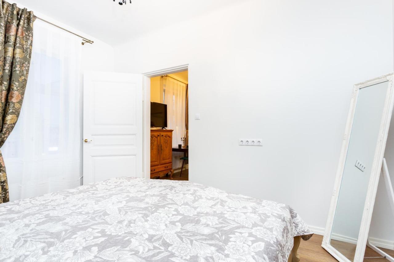 Easyrentals Central Tallinn Apartments By Tallinn University Екстериор снимка
